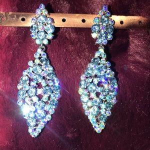 Brand new Baby blue crystal pageant earrings!